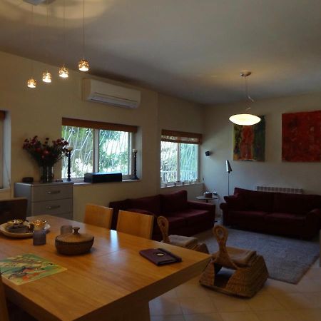 1 Or 2 Rooms With Breakfast And Parking Gerusalemme Esterno foto